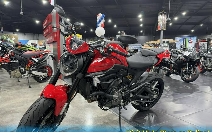 2024 Ducati MONSTER PLUS