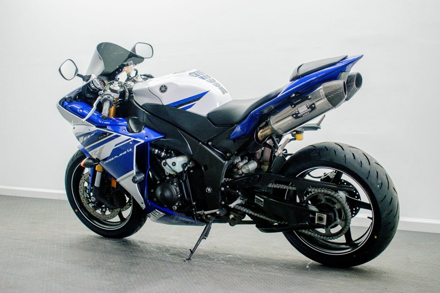 2014 Yamaha YZF-R1