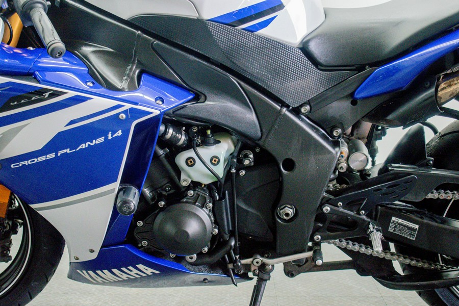 2014 Yamaha YZF-R1