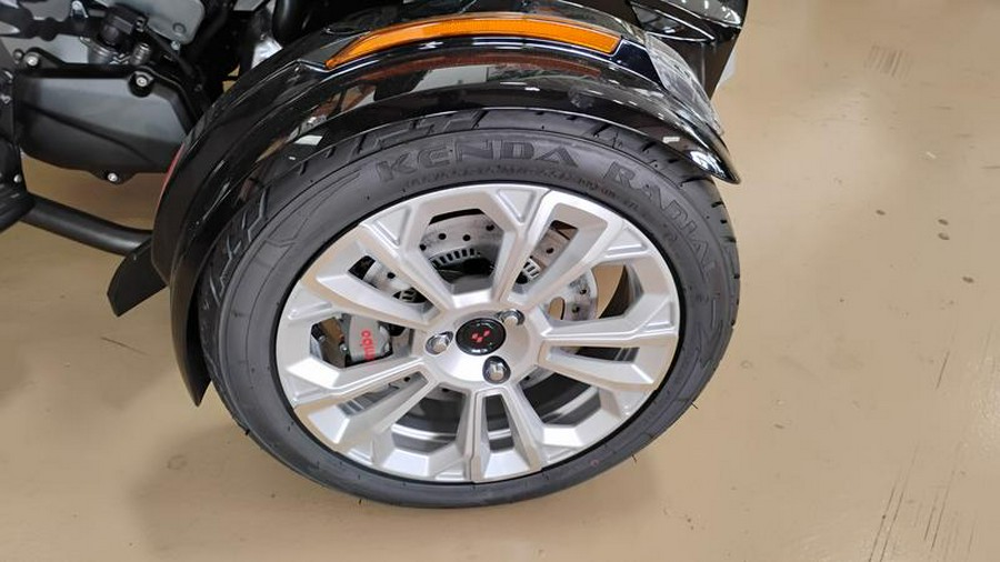 2024 Can-Am® Spyder F3 Limited Platine Wheels