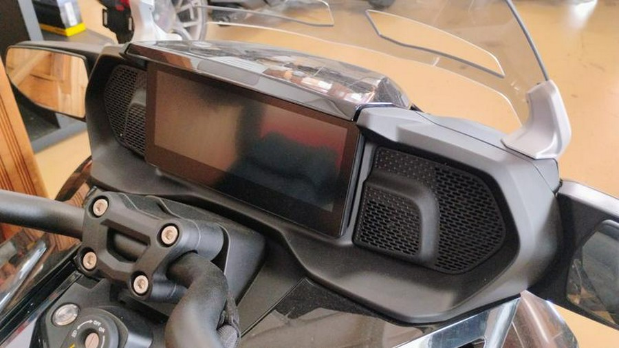 2024 Can-Am® Spyder F3 Limited Platine Wheels