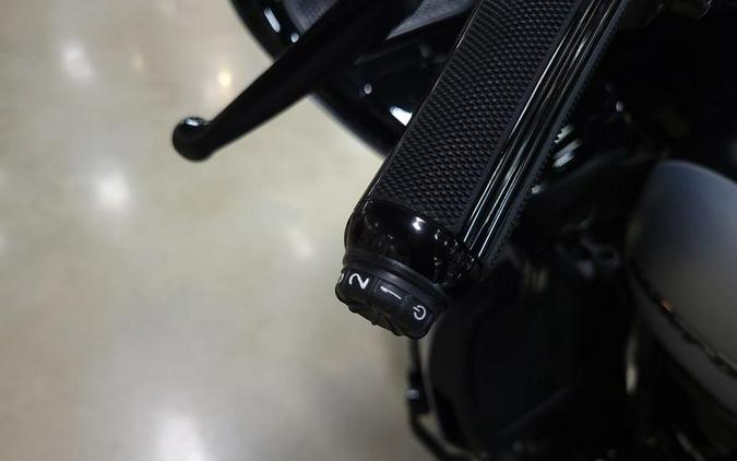 2020 Harley-Davidson® FLTRK - Road Glide® Limited