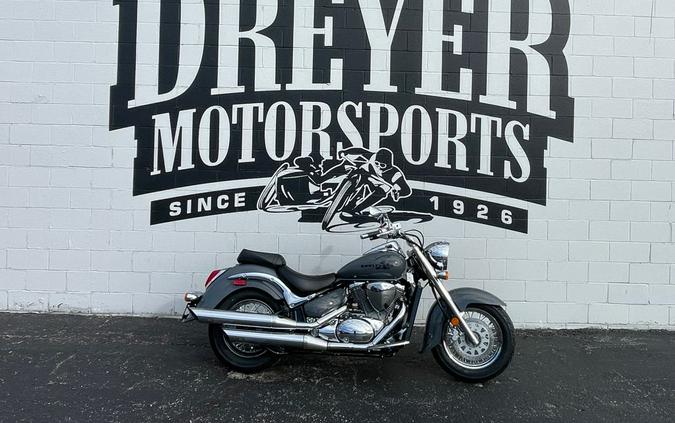 2025 Suzuki BOULEVARD C50