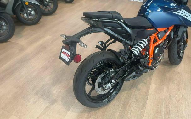 2026 KTM 390 DUKE