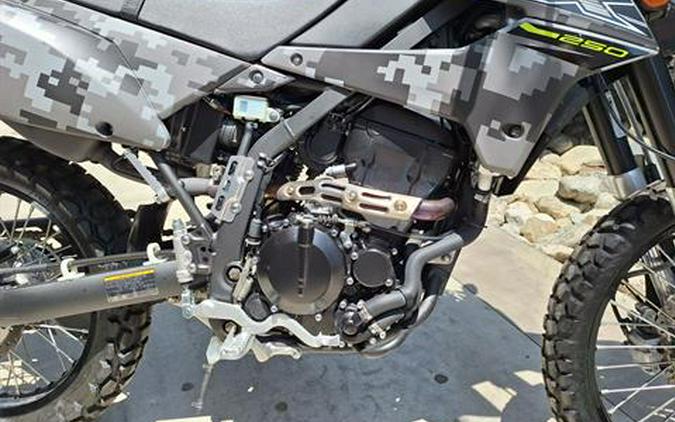 2019 Kawasaki KLX 250 Camo