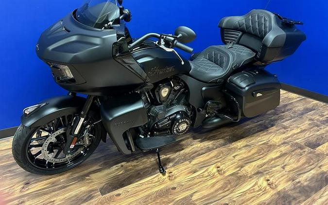 2024 Indian Motorcycle® Pursuit® Dark Horse® with PowerBand Audio Package Black Smoke