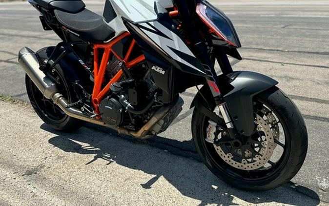 2019 KTM Super Duke 1290 R