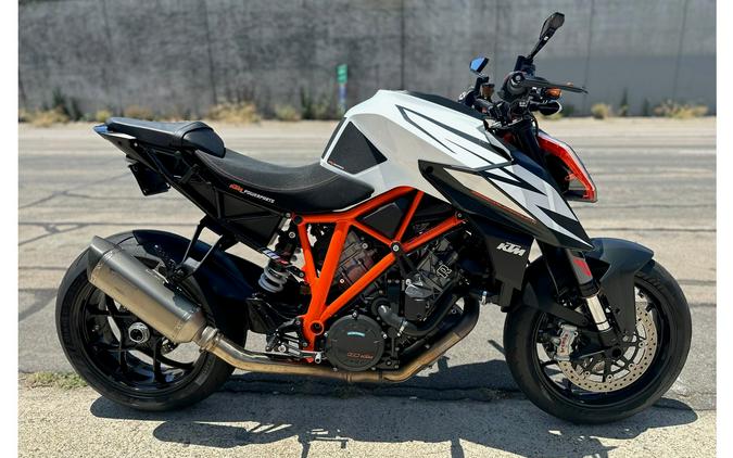 2019 KTM 1290 SUPER DUKE R