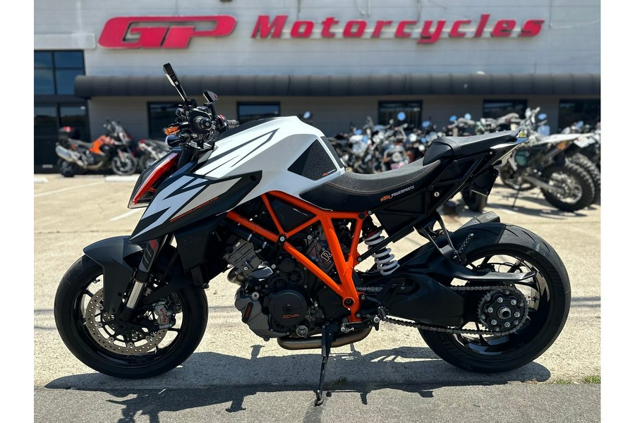 2019 KTM 1290 SUPER DUKE R