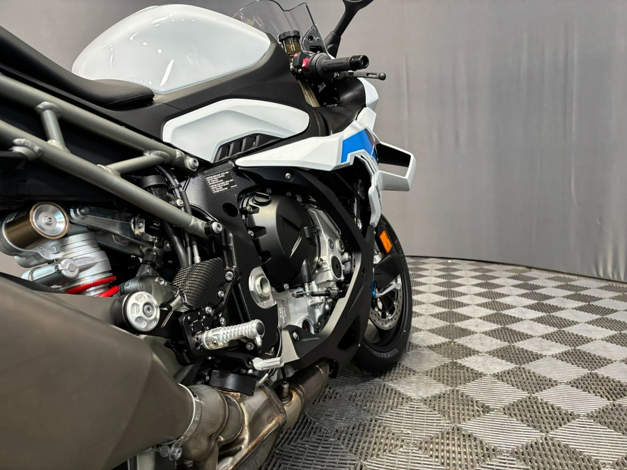 2026 BMW S 1000 RR