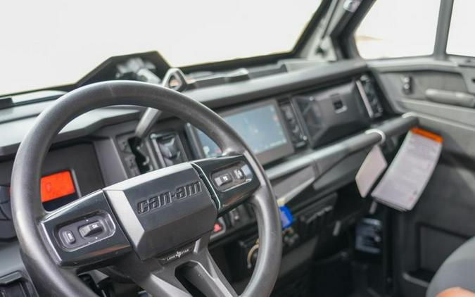 2026 Can-Am® Defender MAX LONE STAR CAB HD11