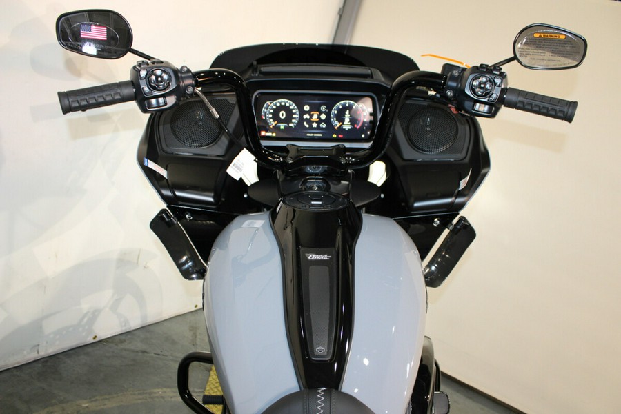 New 2026 Harley-Davidson Road Glide Grand American Touring FLTRX Motorcycle For Sale In Miami, Florida
