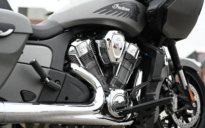 2023 Indian Motorcycle® Challenger® Titanium Smoke