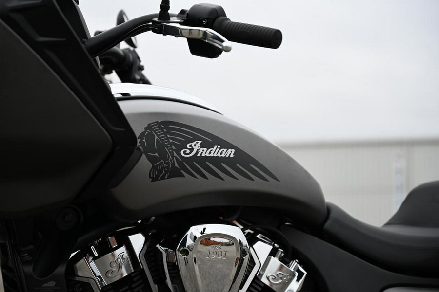 2023 Indian Motorcycle® Challenger® Titanium Smoke