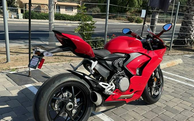 2024 Ducati Panigale V2 Red