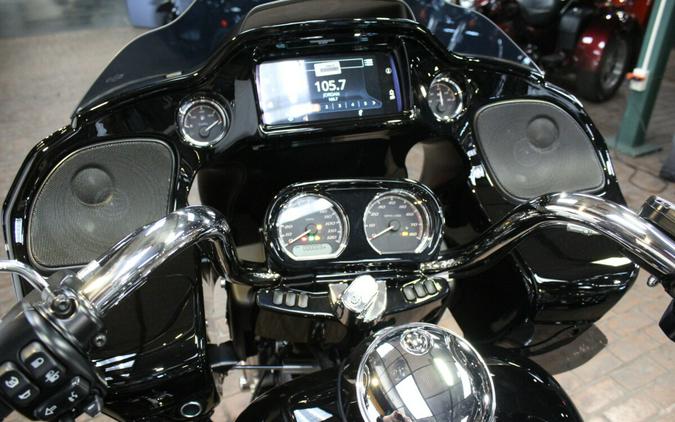 FLTRT 2025 Road Glide® 3