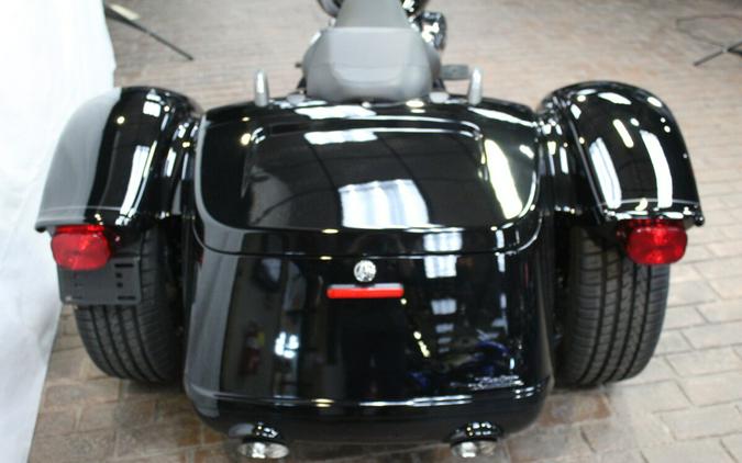 FLTRT 2025 Road Glide® 3