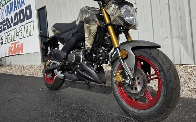 2025 Kawasaki Z125 PRO Cypher Camo Beige