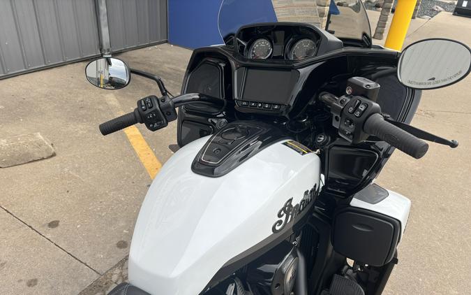 2026 Indian Motorcycle Pursuit® Dark Horse® with 112 and Powerband Audio Package