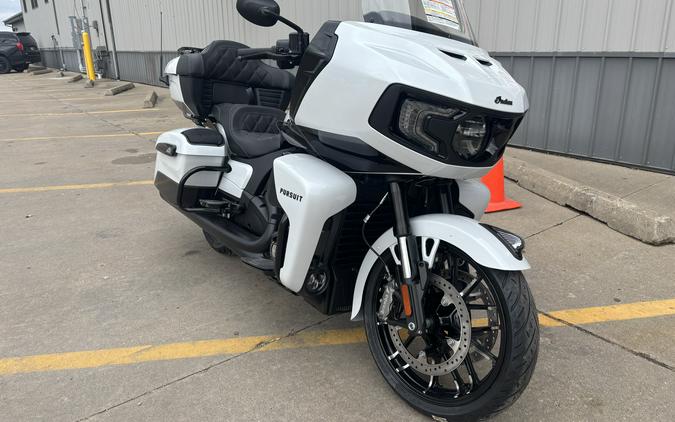 2026 Indian Motorcycle Pursuit® Dark Horse® with 112 and Powerband Audio Package