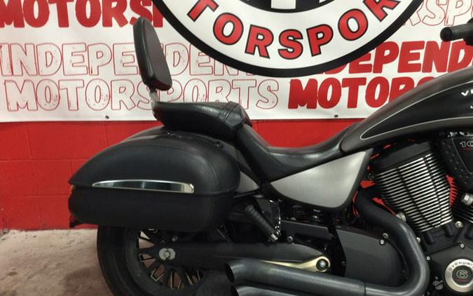 2016 Victory Motorcycles Gunner