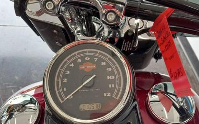 2016 Harley-Davidson® FLS - Softail Slim®