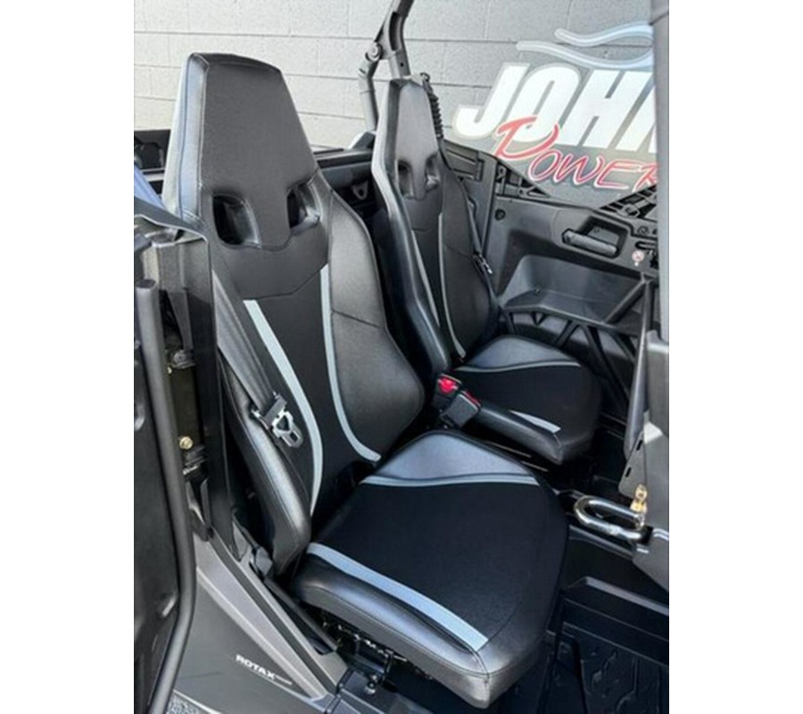 2025 Can-Am Commander MAX XT 1000R