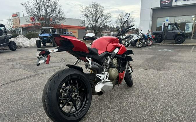 2022 DUCATI Streetfighter V4 Ducati Red