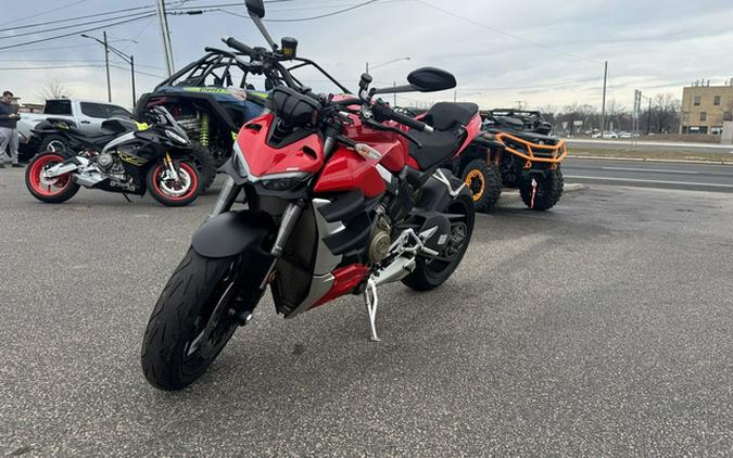 2022 DUCATI Streetfighter V4 Ducati Red