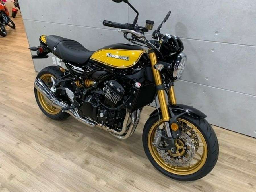 2022 Kawasaki Z900RS SE