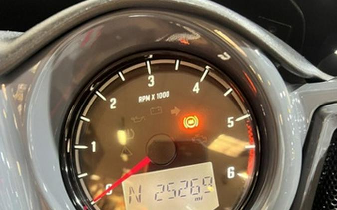 2021 Indian Chieftain Dark Horse Thunder Black Smoke