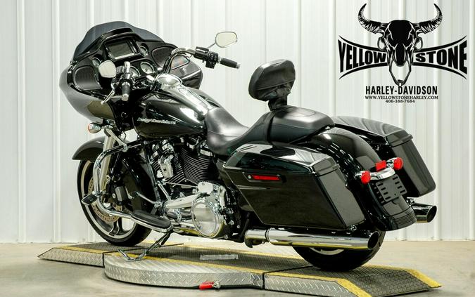 2017 Harley-Davidson Road Glide Special Vivid Black