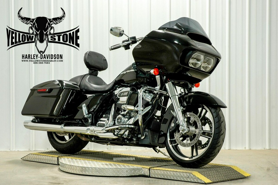 2017 Harley-Davidson Road Glide Special Vivid Black