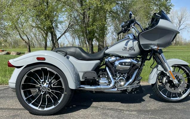 2024 Harley-Davidson Road Glide 3 Billiard Grey