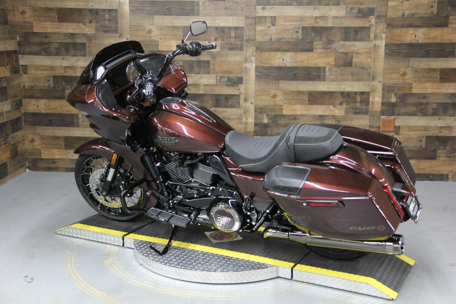 2024 Harley-Davidson CVO™ Road Glide Copperhead