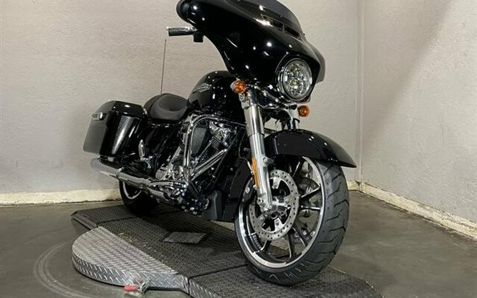 Harley-Davidson Street Glide 2023 FLHX 892373 BLACK