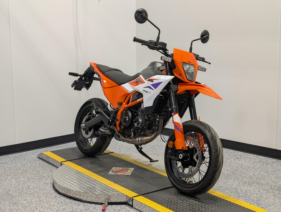 2026 KTM SMC 390 R
