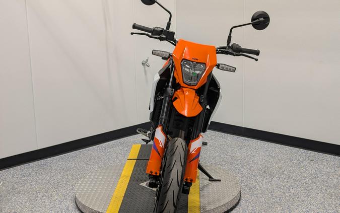 2026 KTM SMC 390 R