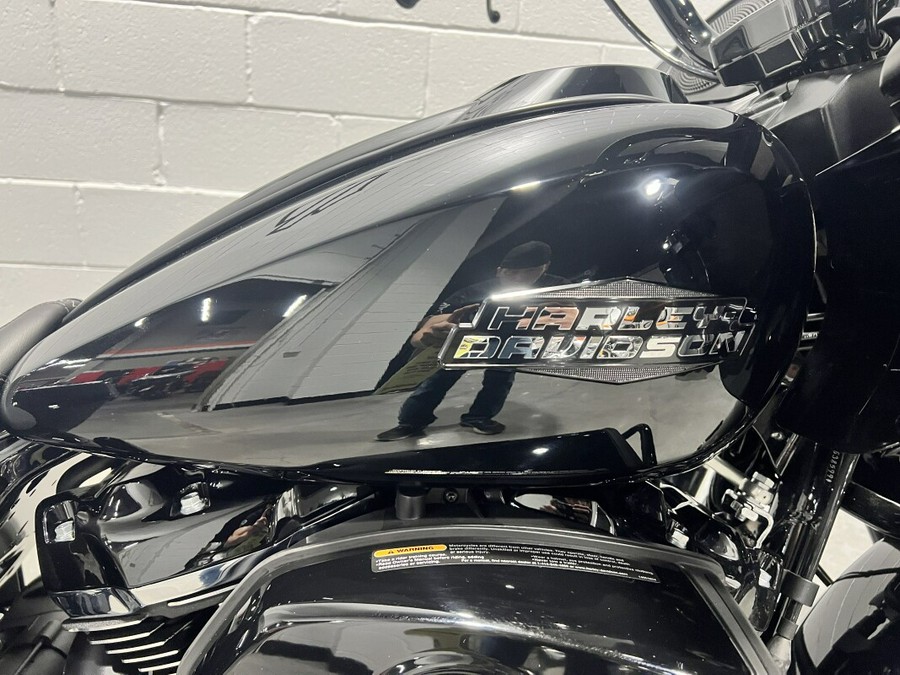 2025 Harley-Davidson® Road Glide® Vivid Black FLTRX