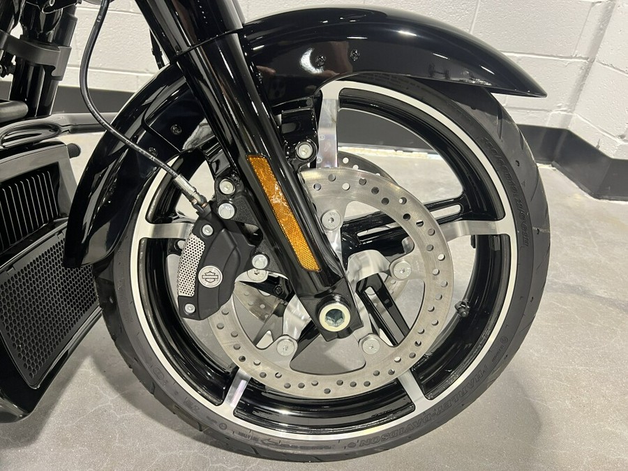 2025 Harley-Davidson® Road Glide® Vivid Black FLTRX