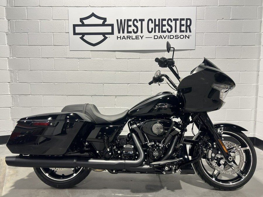 2025 Harley-Davidson® Road Glide® Vivid Black FLTRX