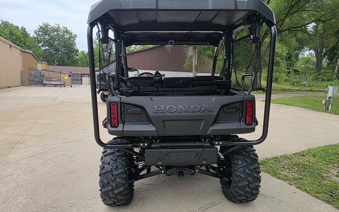 2026 Honda Pioneer 1000-5 Deluxe