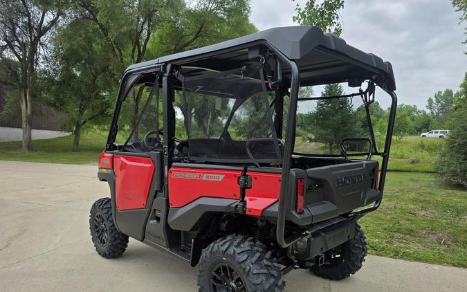 2026 Honda Pioneer 1000-5 Deluxe