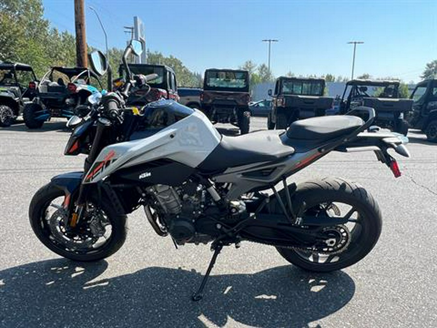 2024 KTM 790 Duke