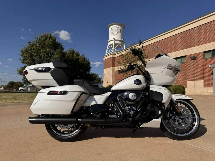 2026 Harley-Davidson® FLTRXL - Road Glide® Limited