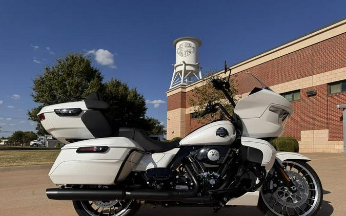 2026 Harley-Davidson® FLTRXL - Road Glide® Limited