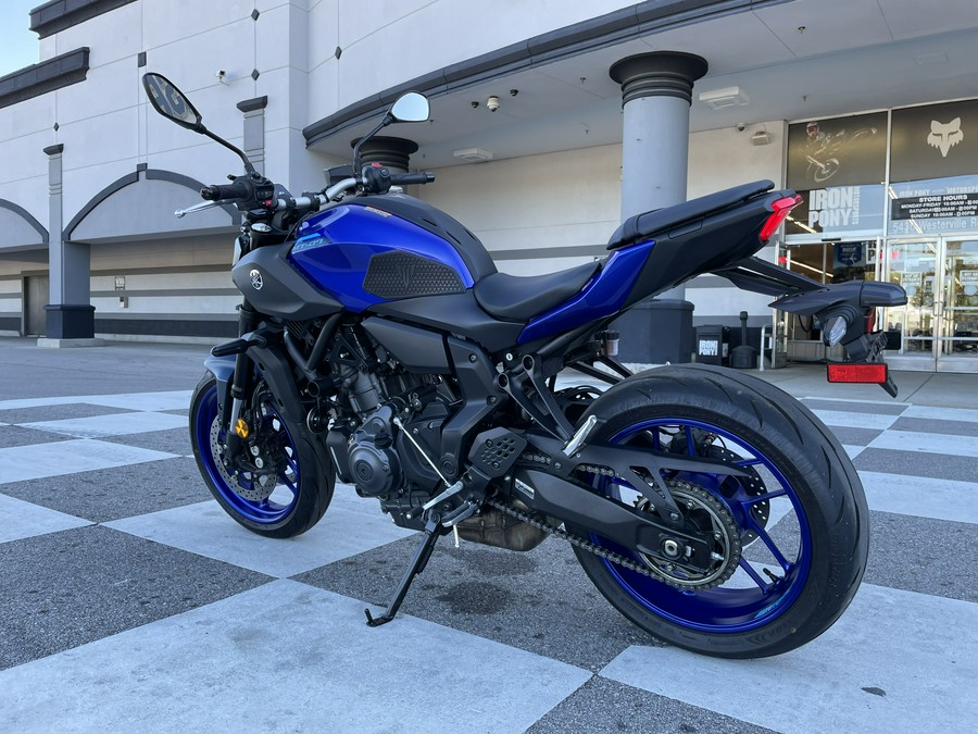 2025 Yamaha MT 07