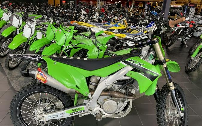 2021 Kawasaki KX250 Review (16 Fast Facts From Glen Helen + Perris)