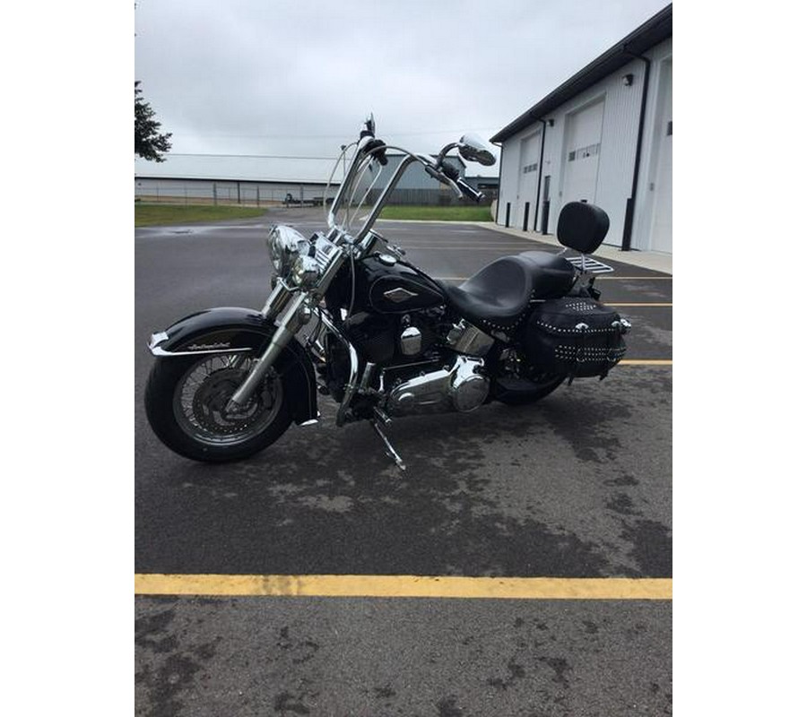 2015 Harley-Davidson® FLSTC - Heritage Softail® Classic