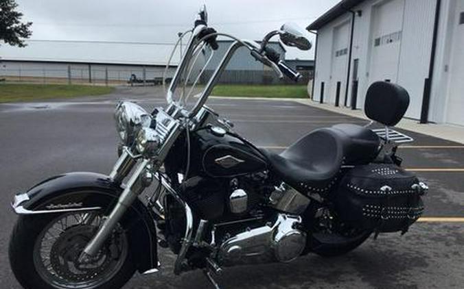 2015 Harley-Davidson® FLSTC - Heritage Softail® Classic